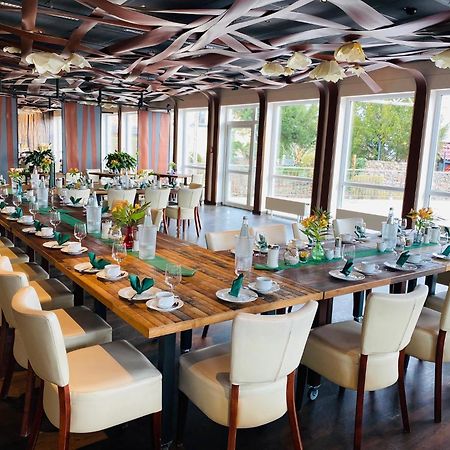 Bergwirtschaft Wilder Mann Hotel Und Restaurant Dresden Eksteriør billede