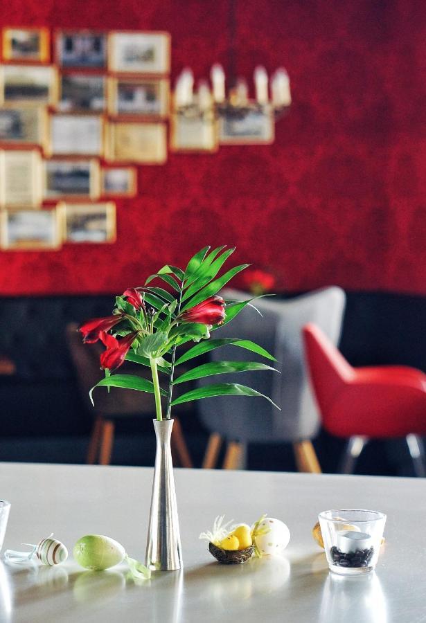 Bergwirtschaft Wilder Mann Hotel Und Restaurant Dresden Eksteriør billede